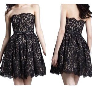 Neiman Marcus Robert Rodriguez black lace party dress Size 8 Flare prom dance